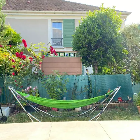 Relais2 & Paris * Magny-le-Hongre